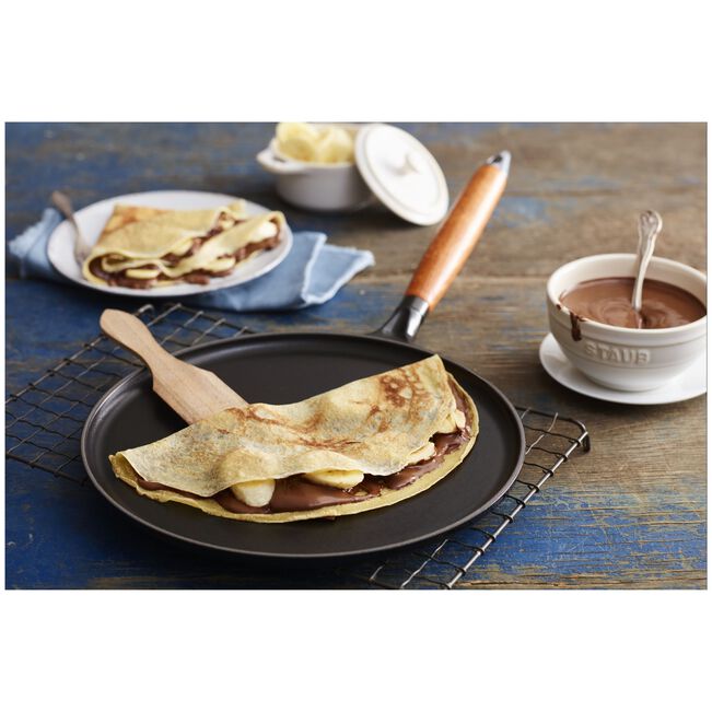 Staub Crepe Pan 11"/28CM Black with Wooden Handle