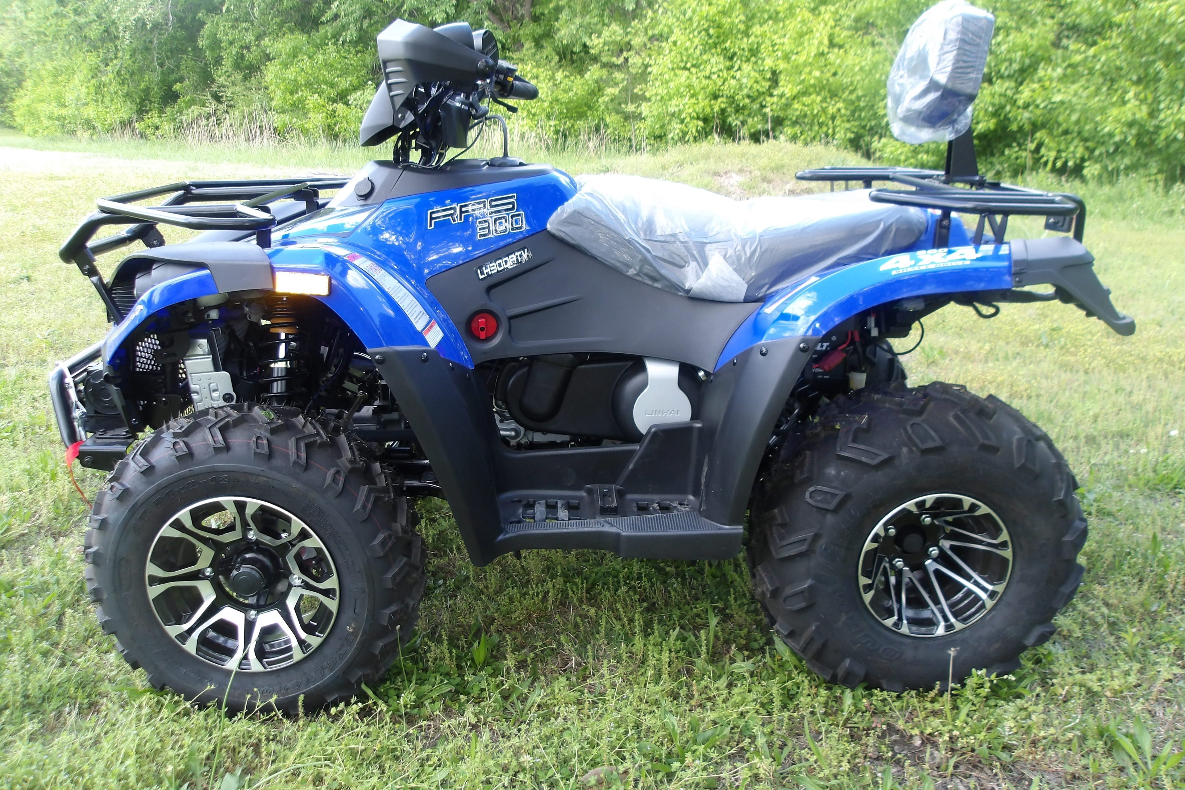 Linhai Woodsman 300 EFI Adult Four Wheeler ATV 4x4