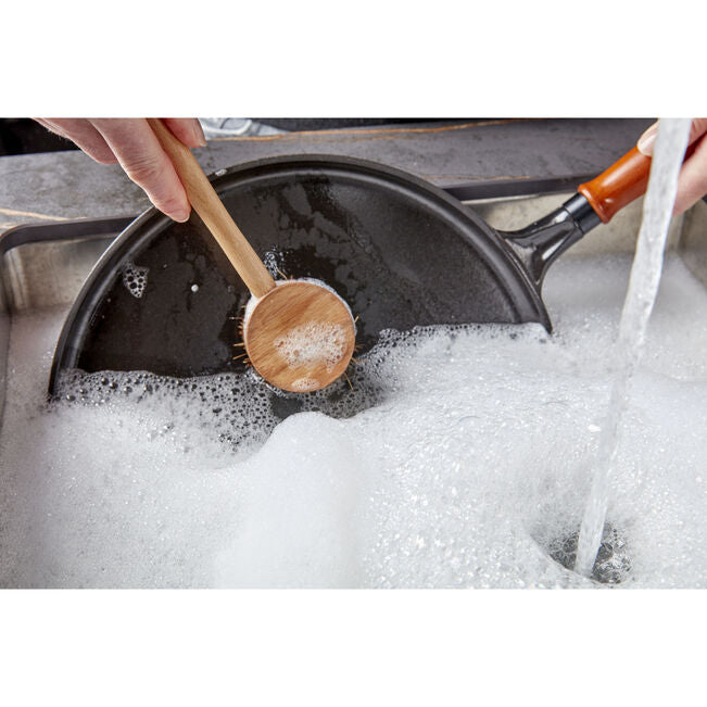 Staub Crepe Pan 11"/28CM Black with Wooden Handle