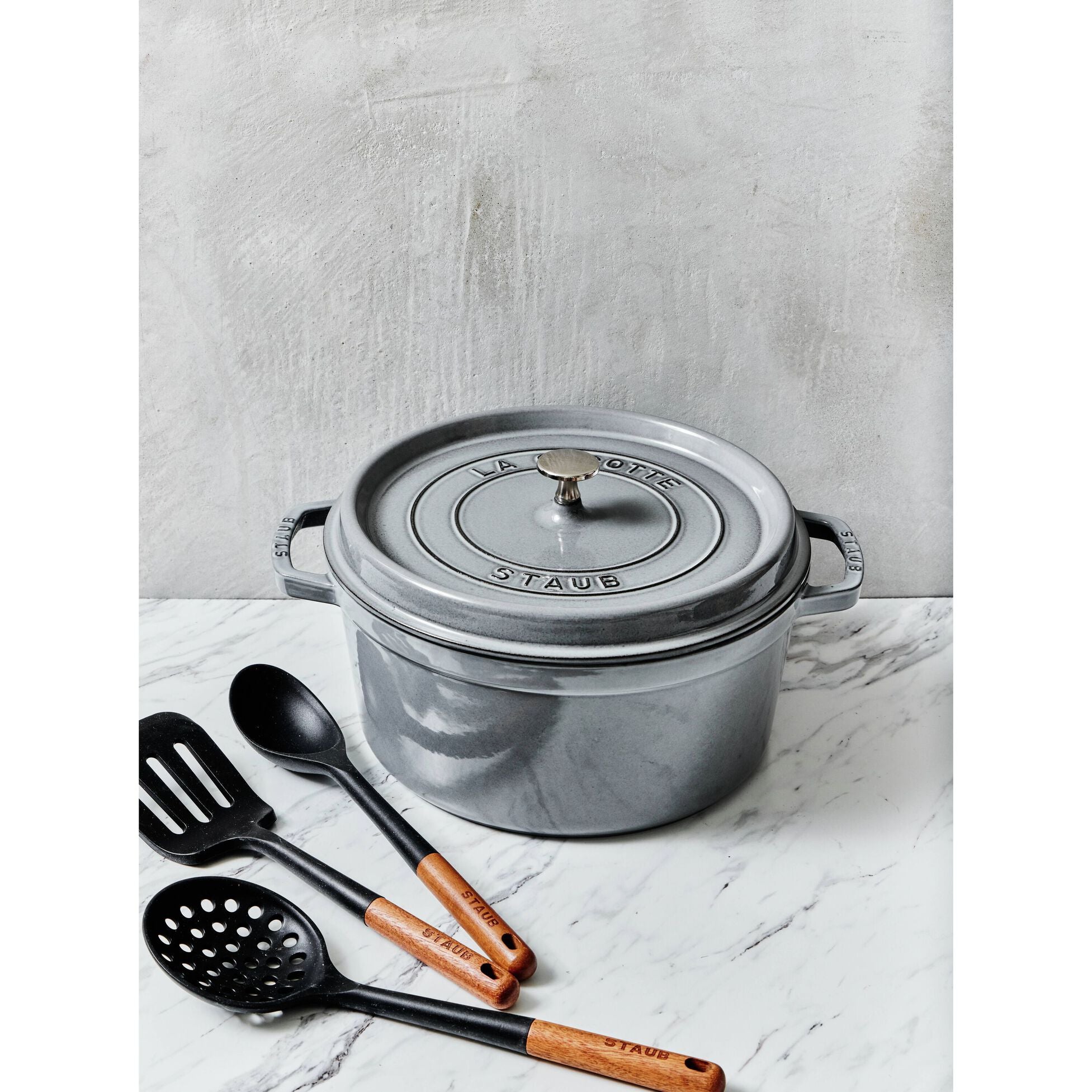 Staub Round Cocotte 3.7L / 4-Qt Graphite Grey