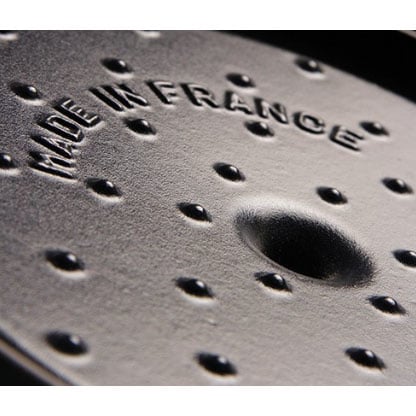 Staub Oval 5.5L / 5.8-Qt Dark Blue Cocotte